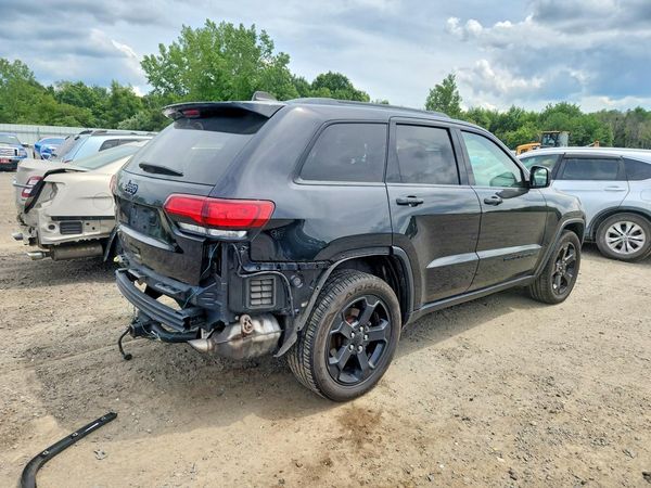 2019 JEEP GRAND CHEROKEE LAREDO 4X4