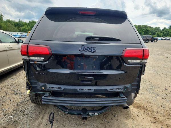 2019 JEEP GRAND CHEROKEE LAREDO 4X4