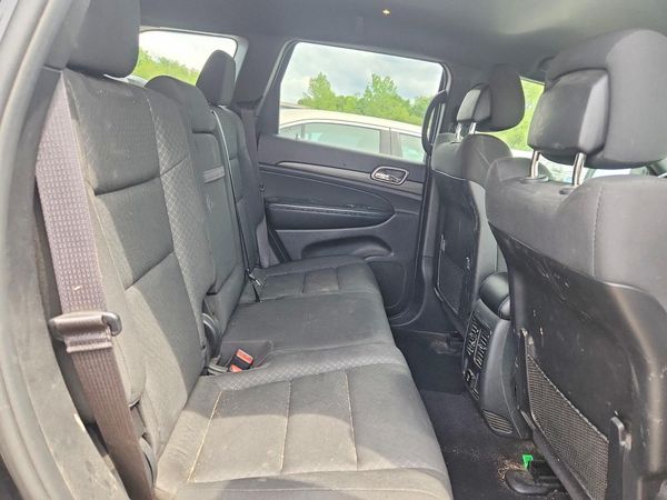 2019 JEEP GRAND CHEROKEE LAREDO 4X4