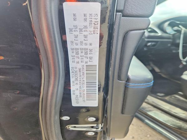 2019 JEEP GRAND CHEROKEE LAREDO 4X4