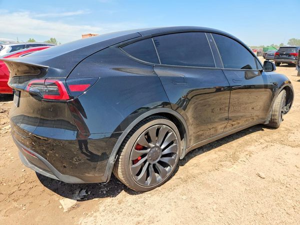2022 TESLA MODEL Y