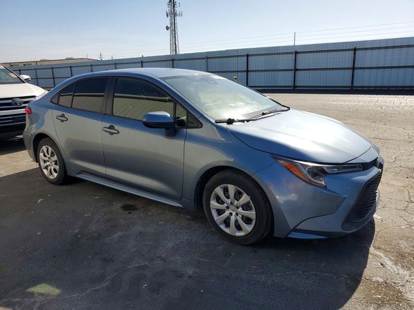2020 TOYOTA COROLLA LE — Passenger 3/4