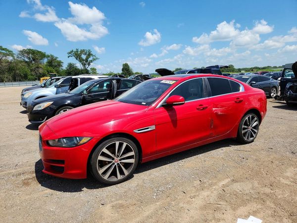 2018 JAGUAR XE Prestige