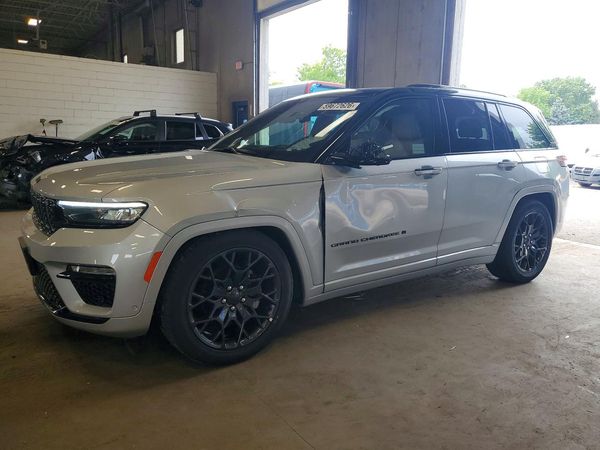 2025 JEEP GRAND CHEROKEE