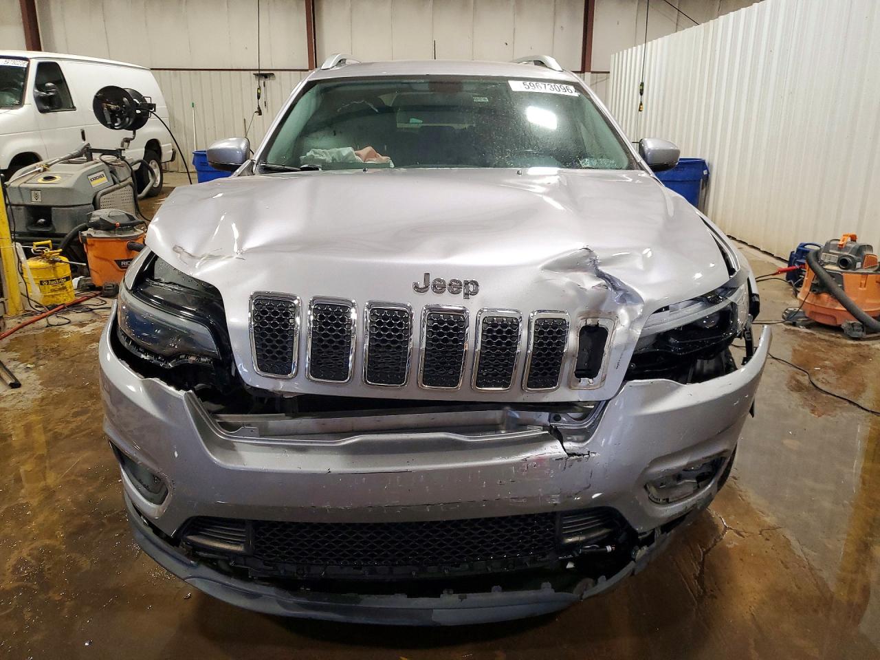 2019 JEEP CHEROKEE LATITUDE PLUS 4X4