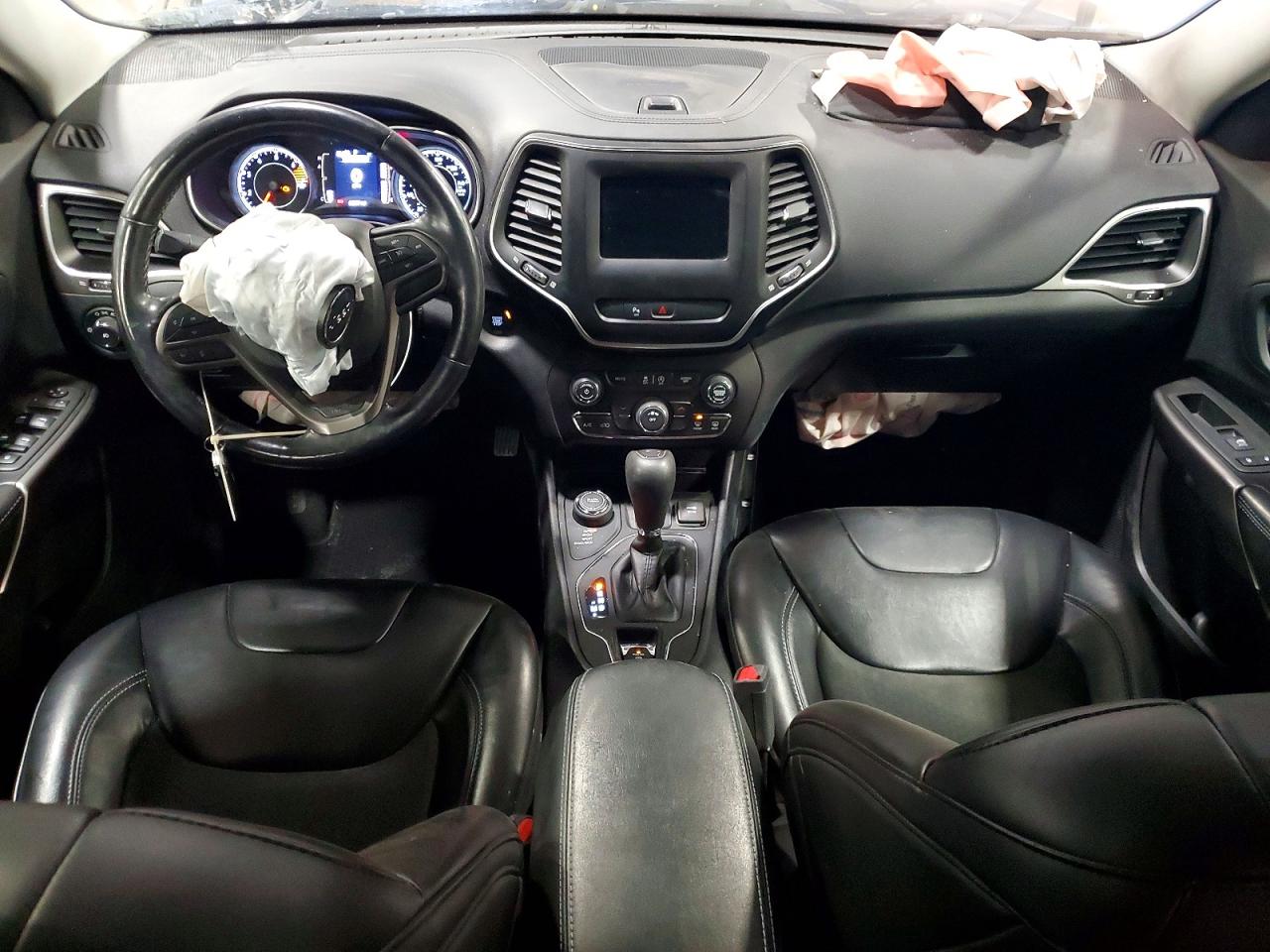 2019 JEEP CHEROKEE LATITUDE PLUS 4X4