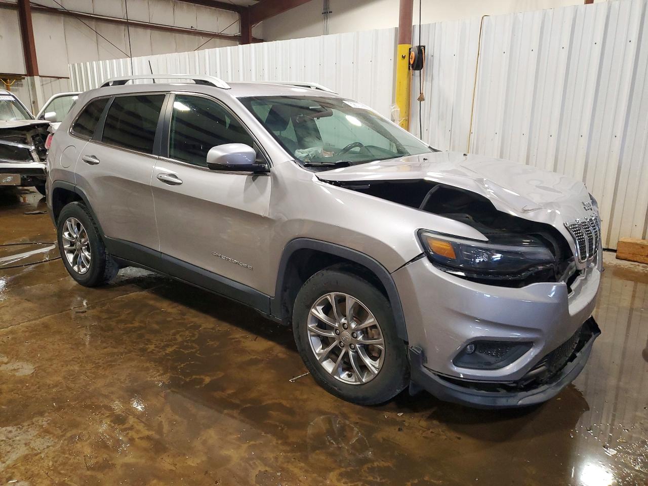 2019 JEEP CHEROKEE LATITUDE PLUS 4X4