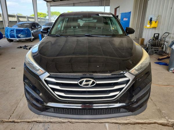 2018 HYUNDAI TUCSON SE Standard