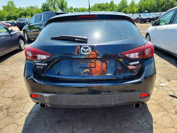 2016 MAZDA 3