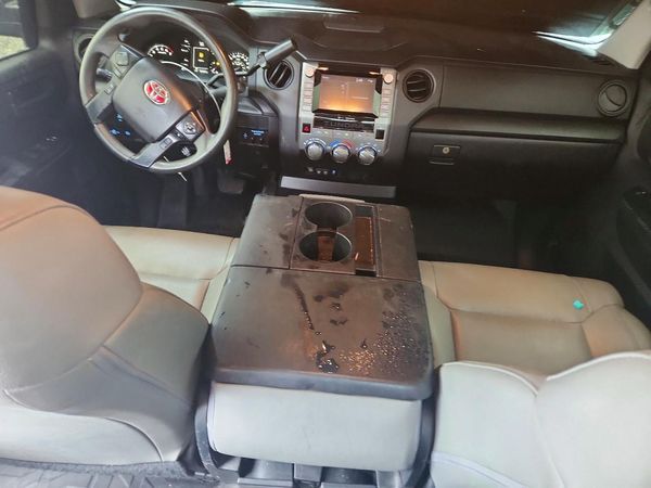 2021 TOYOTA TUNDRA