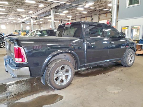 2015 RAM 1500 LARAMIE CREW CAB 4X4