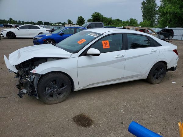 2022 HYUNDAI ELANTRA SEL