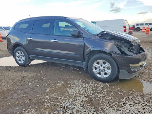 2013 CHEVROLET TRAVERSE LS
