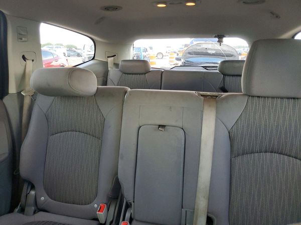 2013 CHEVROLET TRAVERSE LS