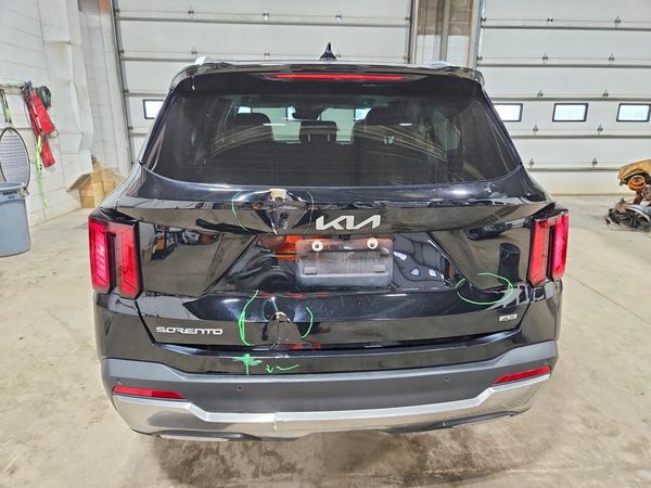 2024 KIA SORENTO S