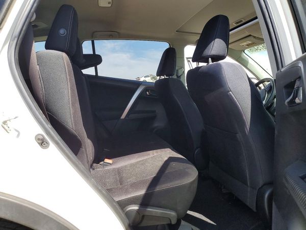 2015 TOYOTA RAV4 XLE (M Grade)