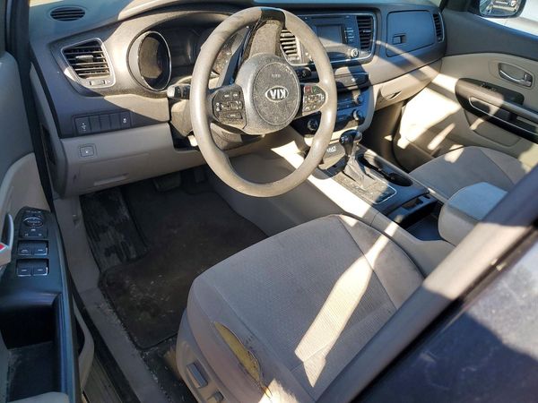 2016 KIA SEDONA LX - Middle-low