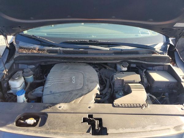 2016 KIA SEDONA LX - Middle-low