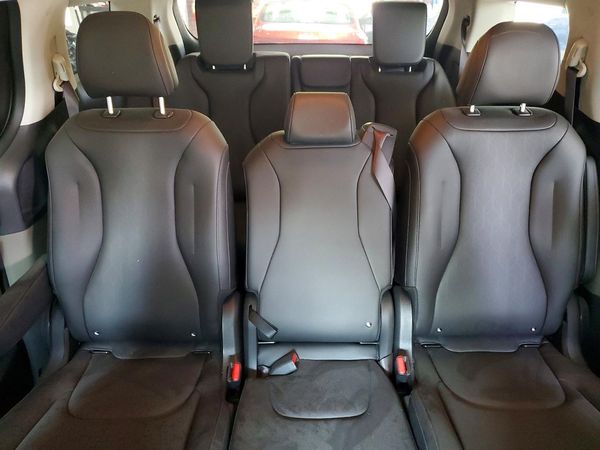 2026 KIA CARNIVAL