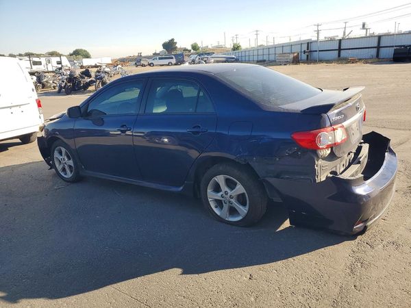 2013 TOYOTA COROLLA