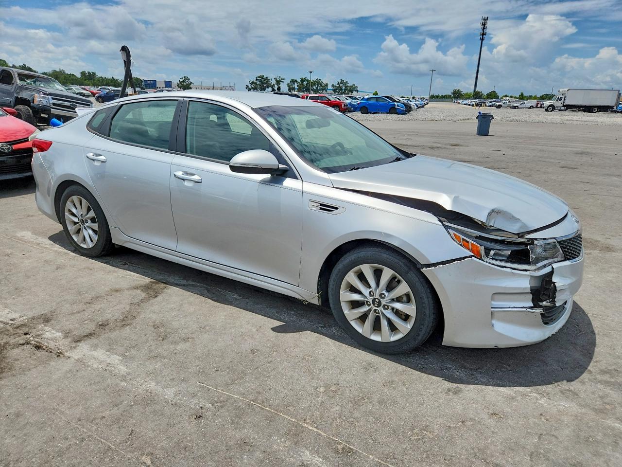 2018 KIA OPTIMA LX