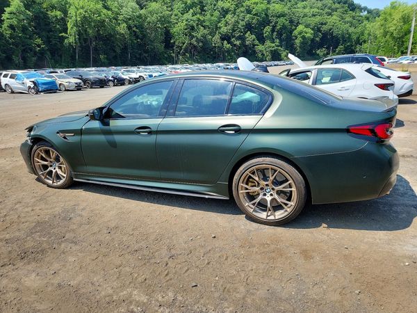 2022 BMW M5 CS