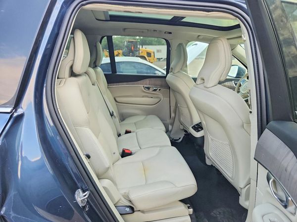 2024 VOLVO XC90