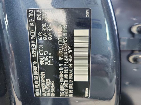 2024 VOLVO XC90