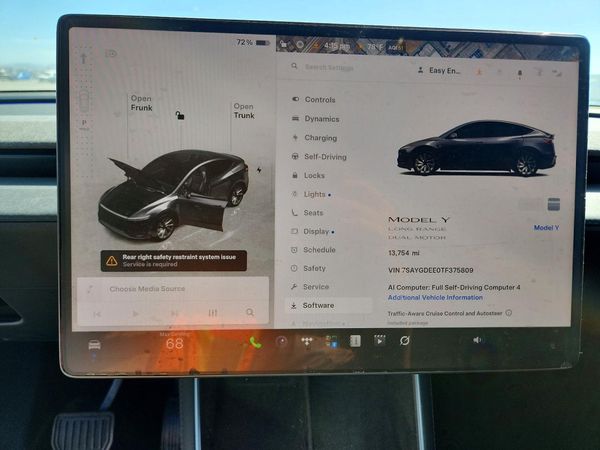 2026 TESLA MODEL Y