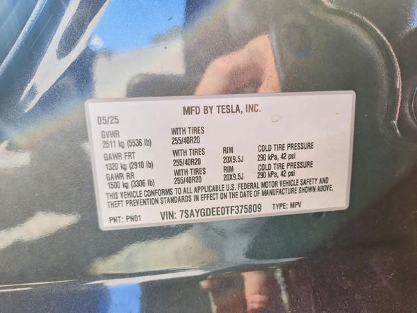 2026 TESLA MODEL Y