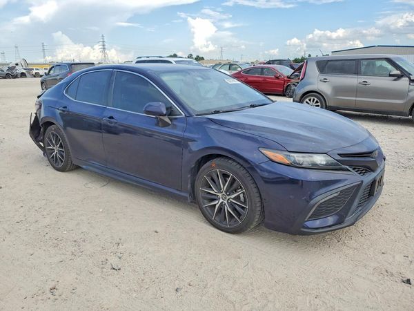 2022 TOYOTA CAMRY