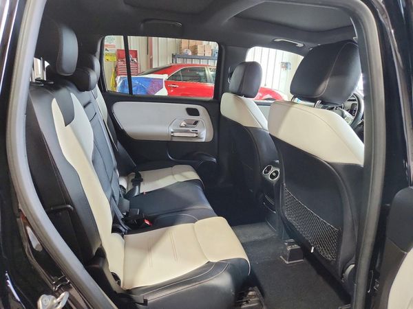 2020 MERCEDES-BENZ GLB GLB250