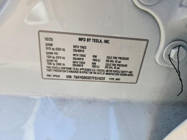 2026 TESLA MODEL Y