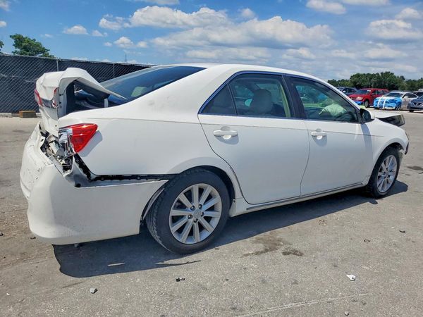 2013 TOYOTA CAMRY