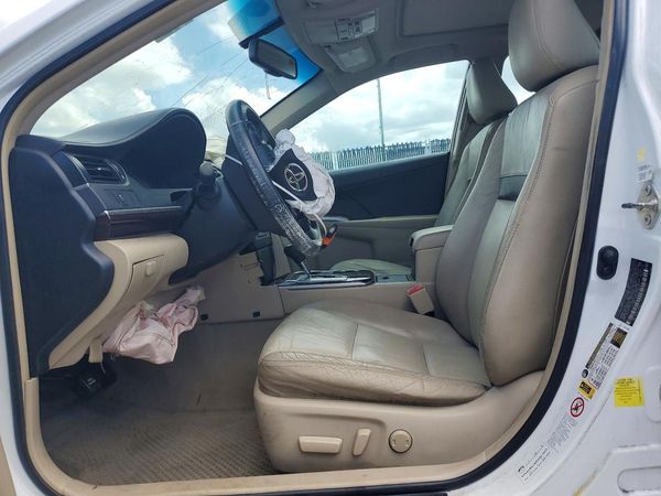 2013 TOYOTA CAMRY