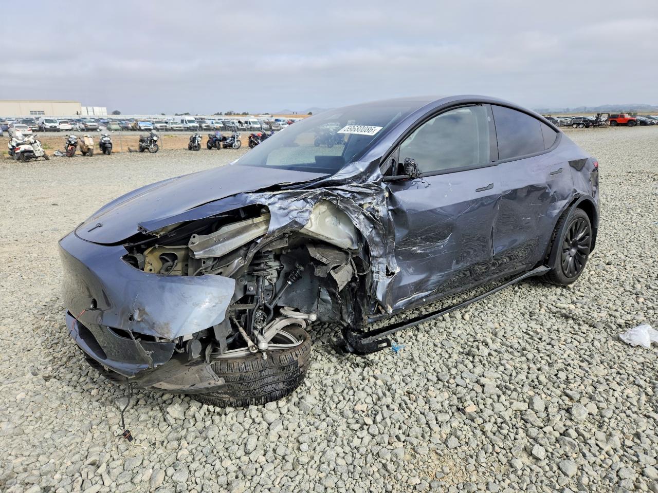 2023 TESLA MODEL Y — Front 3/4