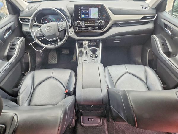 2021 TOYOTA HIGHLANDER
