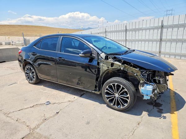 2015 TOYOTA COROLLA