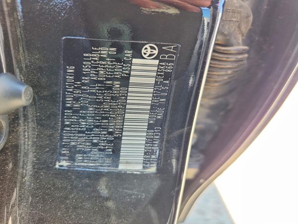 2015 TOYOTA COROLLA