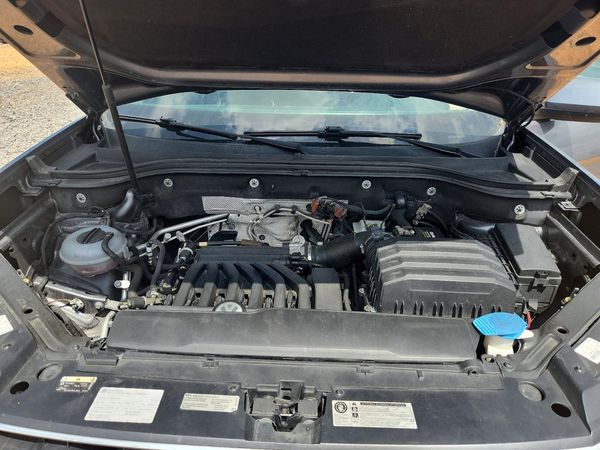 2018 VOLKSWAGEN ATLAS Launch Model