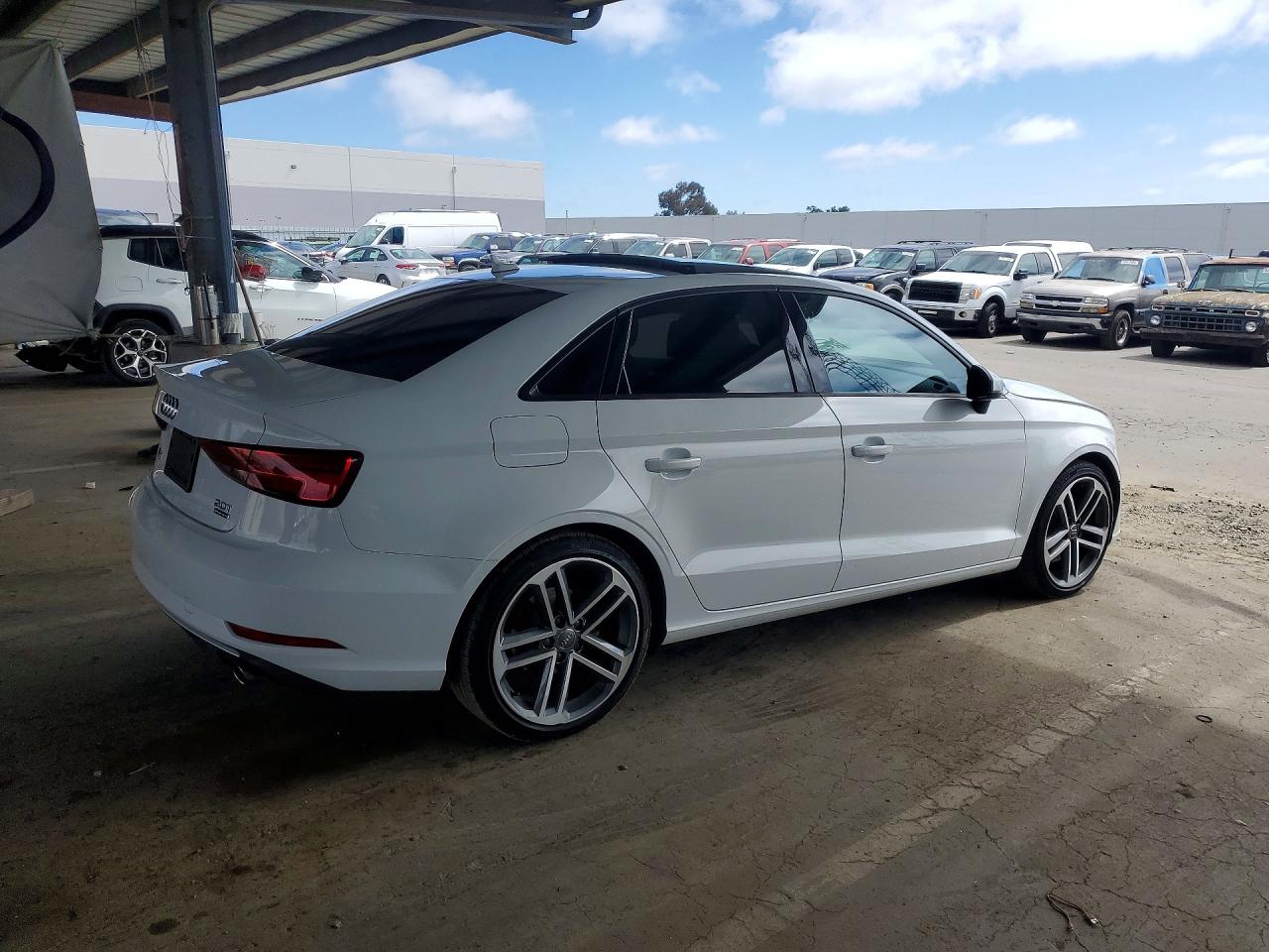 2017 AUDI A3 quattro Premium