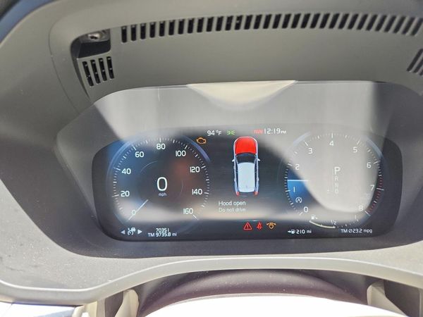 2020 VOLVO XC60 Inscription