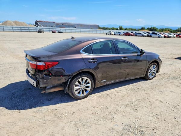2014 LEXUS ES 300h