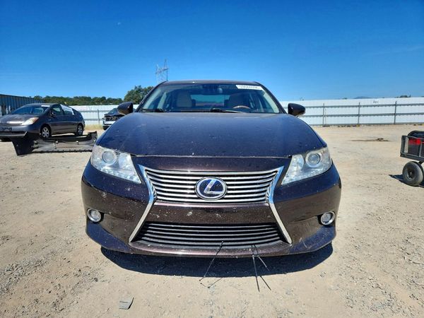 2014 LEXUS ES 300h