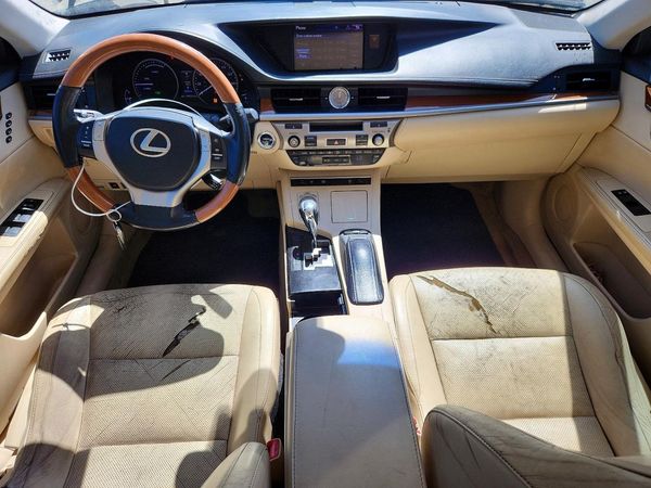 2014 LEXUS ES 300h