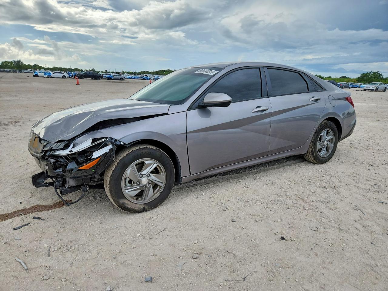 2024 HYUNDAI ELANTRA
