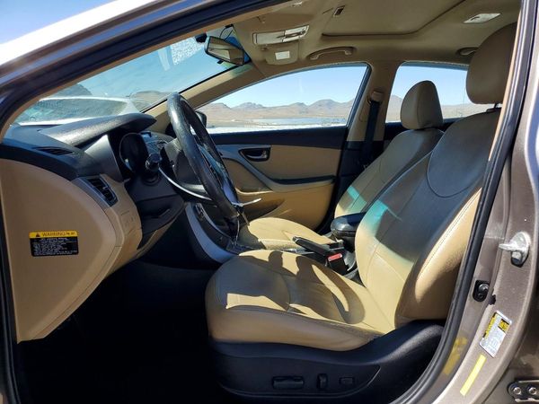 2013 HYUNDAI ELANTRA