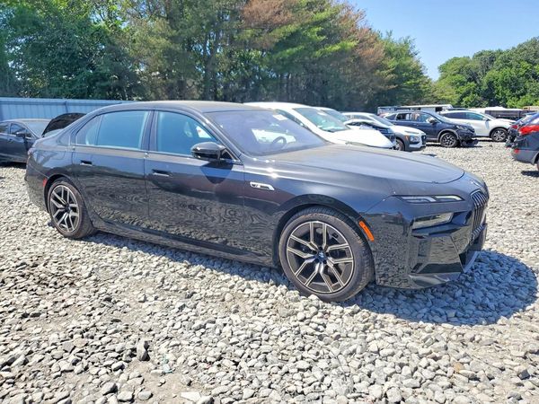 2025 BMW I7