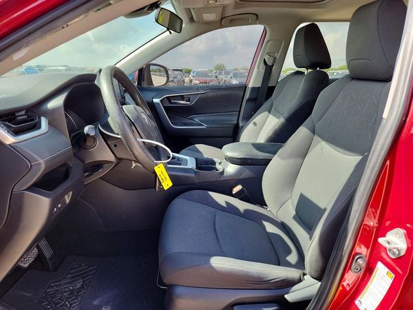 2019 TOYOTA RAV4
