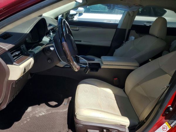 2018 LEXUS ES